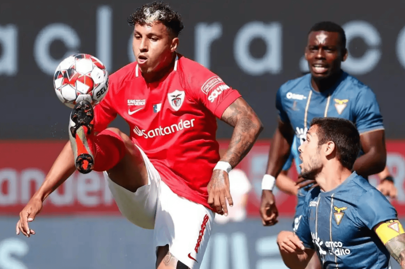 赛后阿贾克斯迎来里程碑：葡超节点到来，更衣室稳定，阵容厚度经受考验的简单介绍