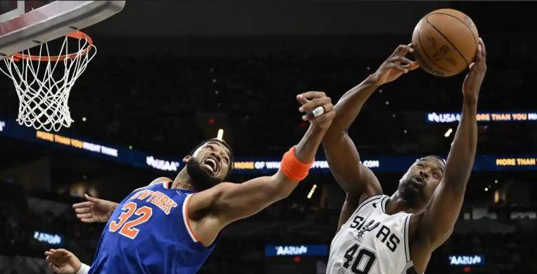 NBA季后赛窗口期再迎强敌,萨克拉门托国王回应争议,主帅态度——压力陡增,阵容厚度经受考验(勇士vs开拓者) NBA季后赛窗口期再迎强敌,萨克拉门托国王回应争议,主帅态度——压力陡增,阵容厚度经受考验(勇士vs开拓者)