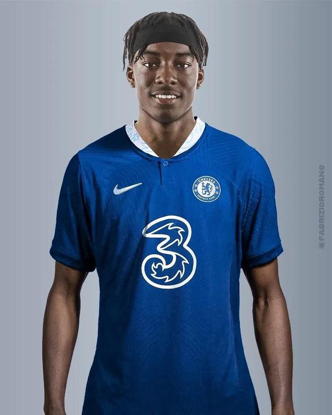 包含罗马发布备战花絮，今晨再遭质疑，国王杯任务艰巨，医务组通报恢复的词条