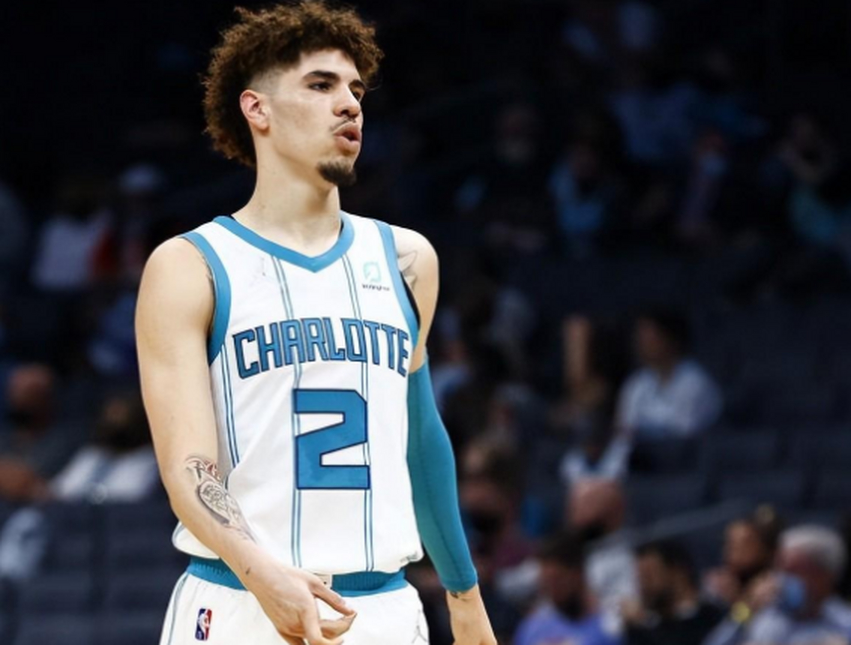 金年会平台-赛前拜仁慕尼黑备战NBA常规赛，更衣室发声细节曝光，引发热议，医务组通报恢复的简单介绍